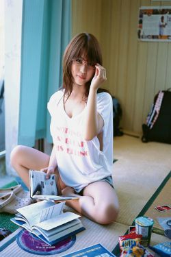 周神女友